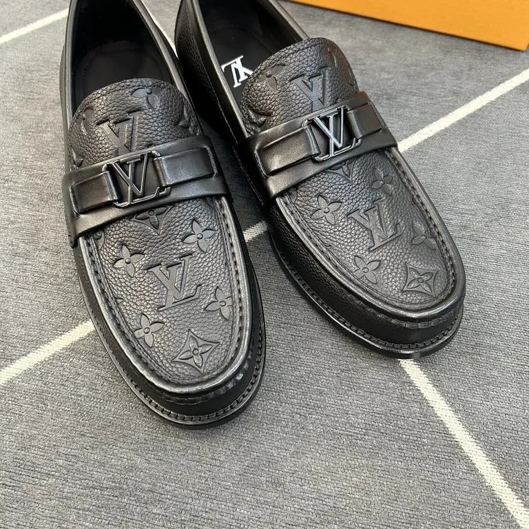 Louis Vuitton Shoe 